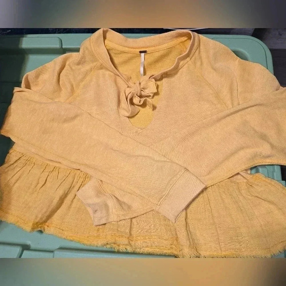 Free People Sweet Jane Yellow Sweatshirt Tie Neck Sweater Ruffle Hem Women's S - Picture 7 of 9